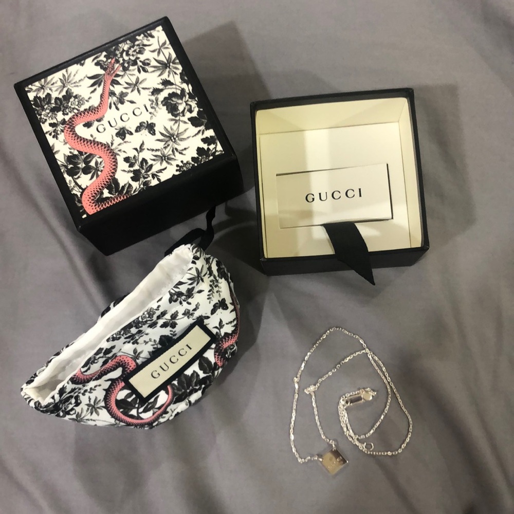 Gucci necklace